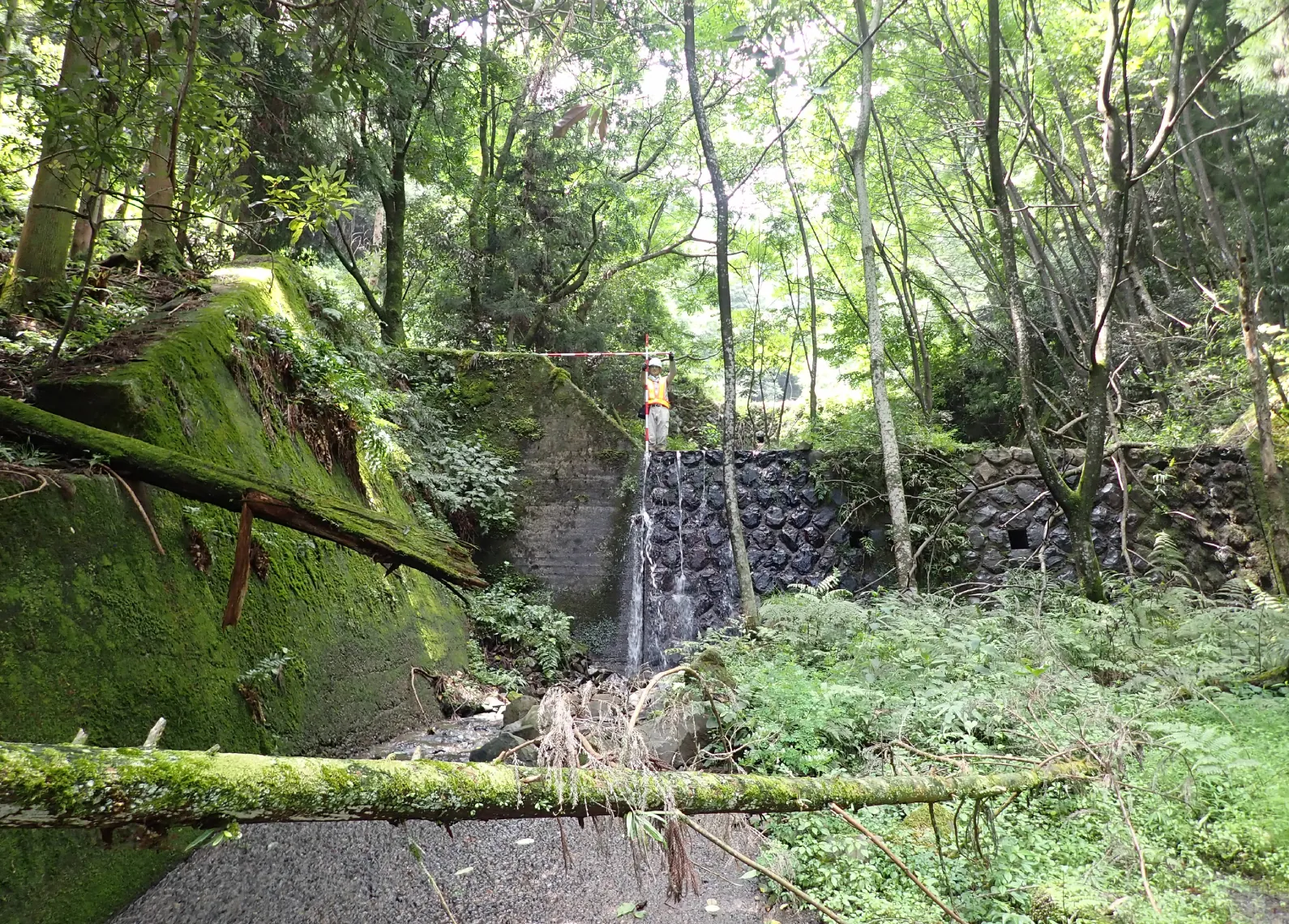 砂防堰堤の設計